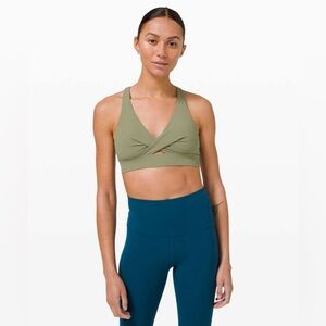 Lululemon Sweet Awakening Bra Size 6 BNWT